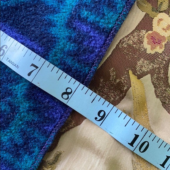 Columbia Scarf - Picture 5 of 5